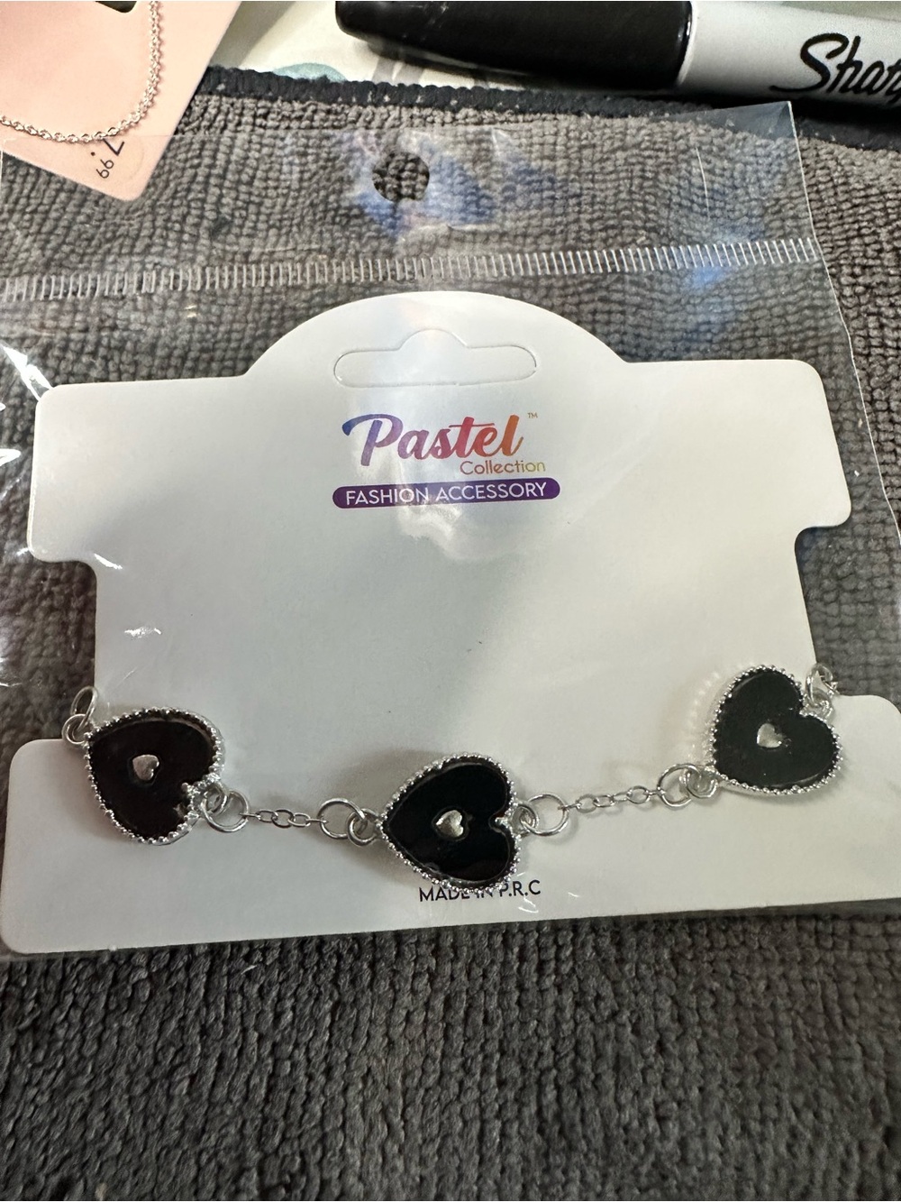 Black Heart Link Bracelet